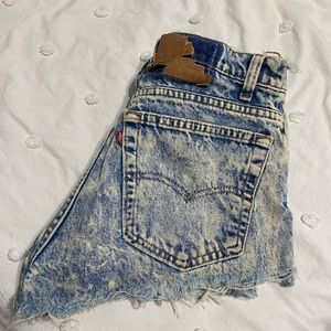 Vintage Acid-Wash Cut-Off Levi’s